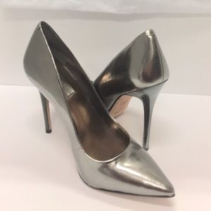 7.5 BCBG MaxAzria Gunmetal Leather Stilettos